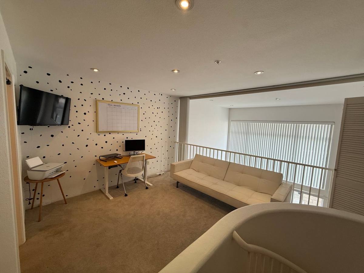 House for rent at 221 Island Ave, San Diego, CA 92101