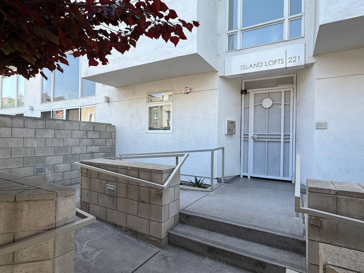 House for rent at 221 Island Ave, San Diego, CA 92101