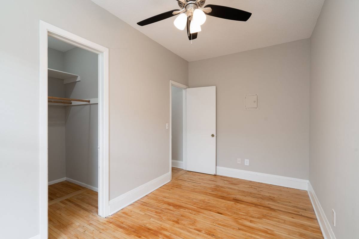 Apartment for rent at 116 Oak Grove St, Minneapolis, MN 55403