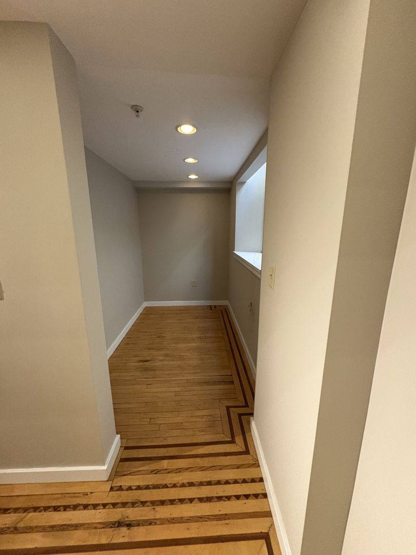 Apartment for rent at 125 W Saratoga St, Baltimore, MD 21201