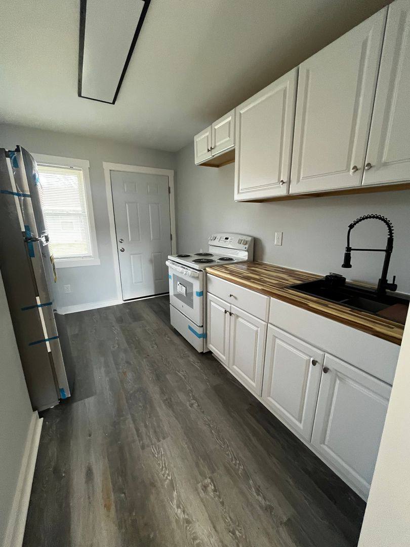 Apartment for rent at 3010 Clopton St SW, Huntsville, AL 35805