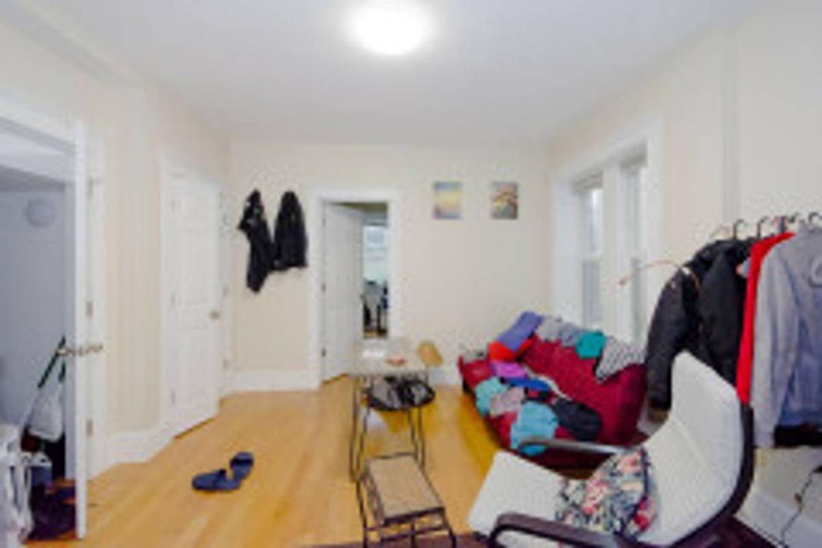 Apartment for rent at 899 Huntington Ave #2, Boston, MA 02115