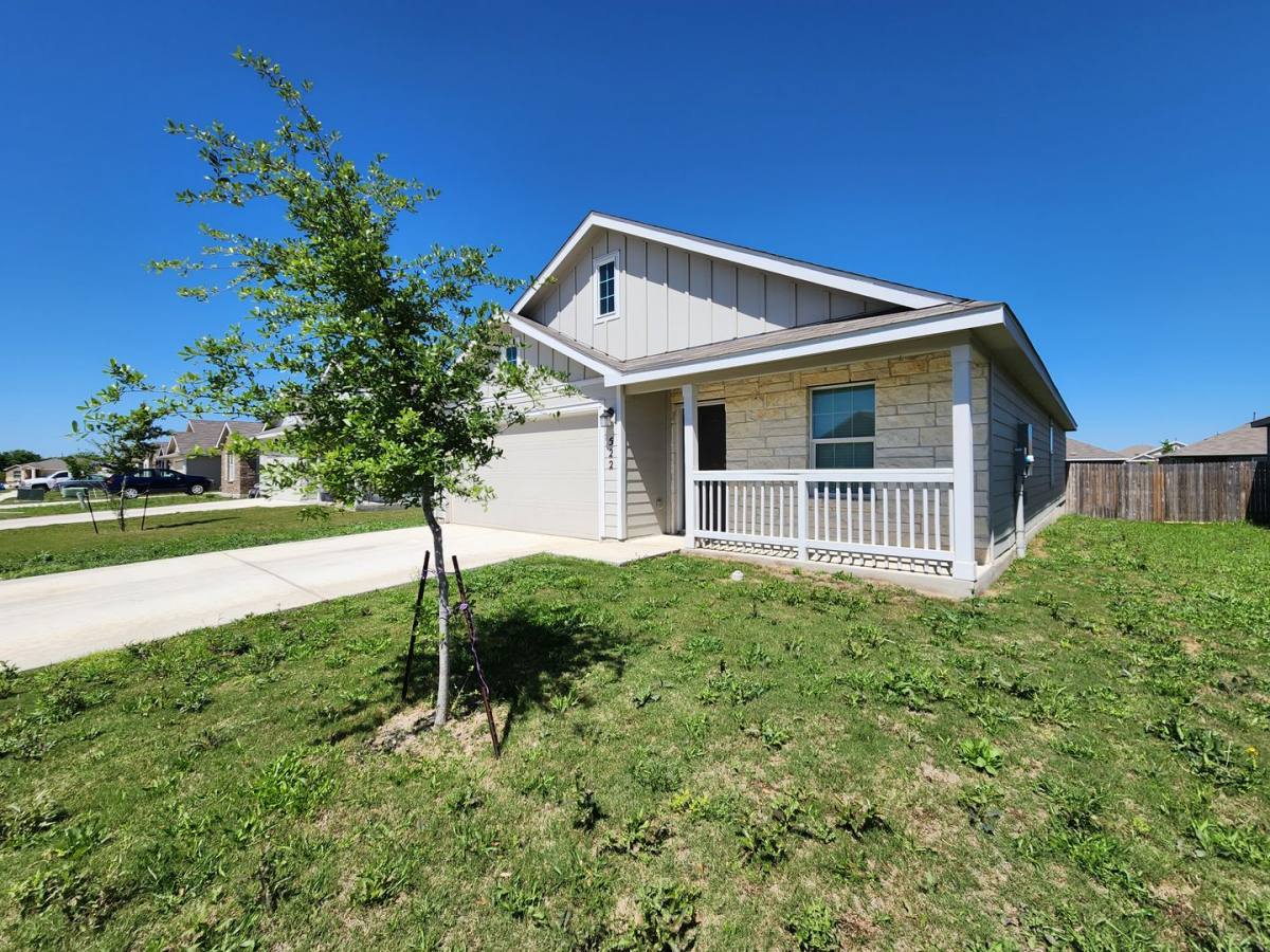 House for rent at 522 Blue Stem Rd, New Braunfels, TX 78130