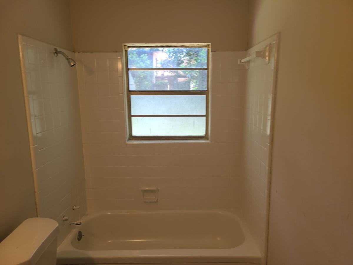 House for rent at 2112 Melanie Dr, Tallahassee, FL 32304