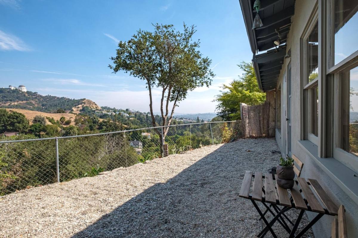 House for rent at 2294 Mountain Oak Dr, Los Angeles, CA 90068