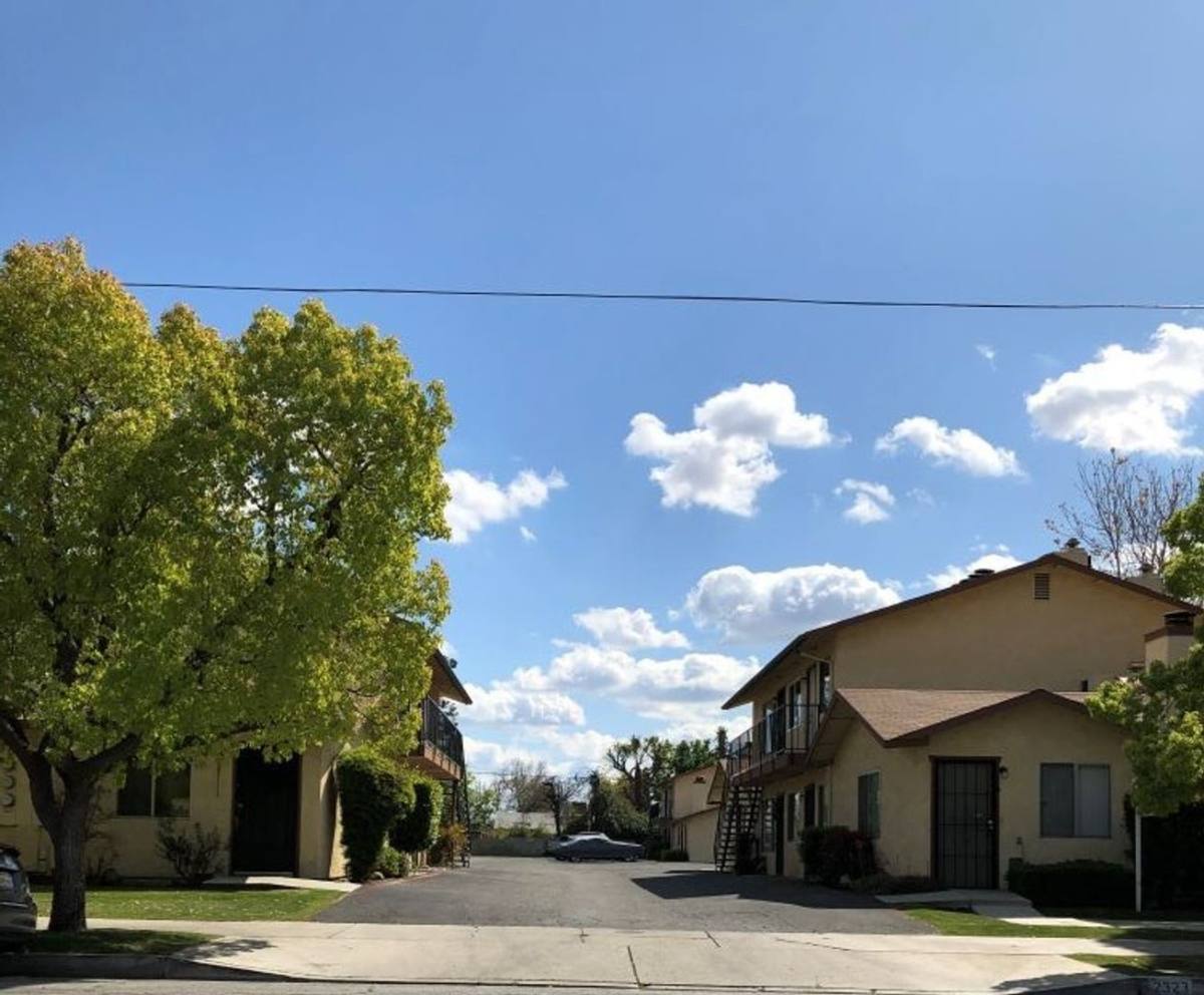 Apartment for rent at 2323 Chester Lane, Bakersfield, CA 93304