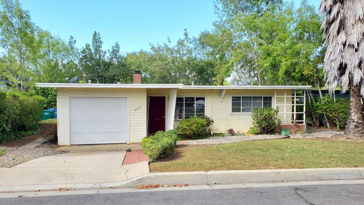 House for rent at 2537 Greta Place, San Luis Obispo, CA 93405