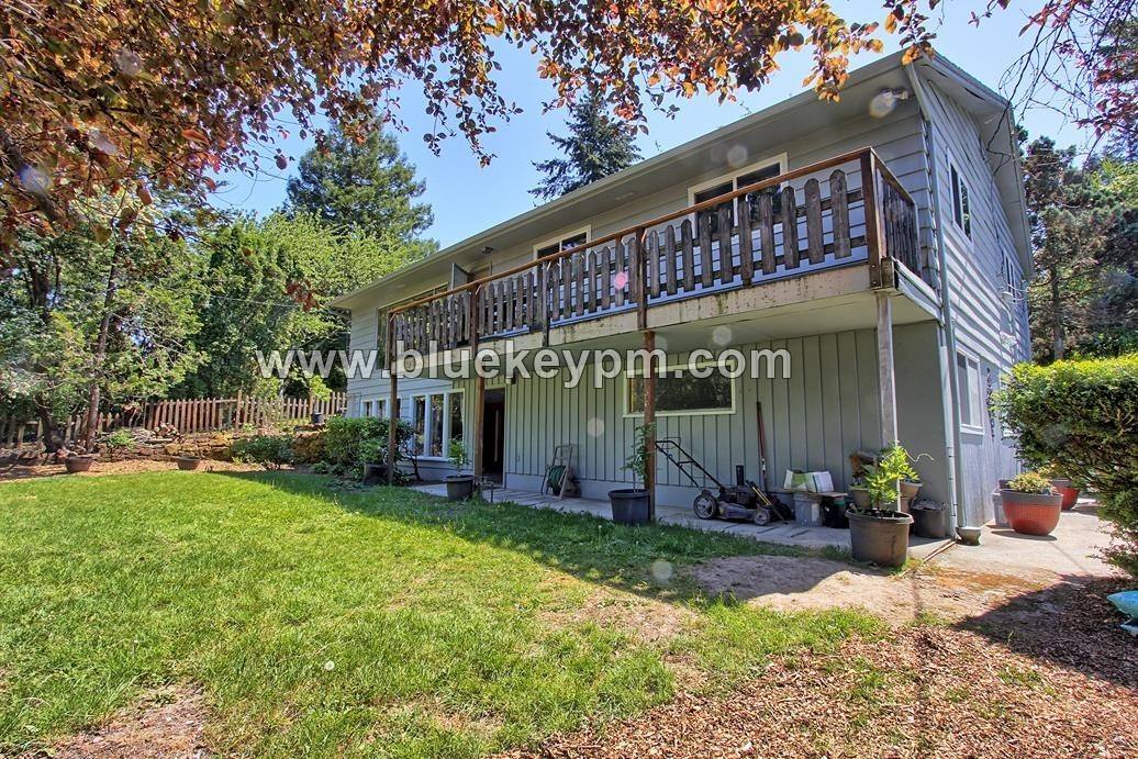 Apartment for rent at 2952 SW Huber St, Portland, OR 97219