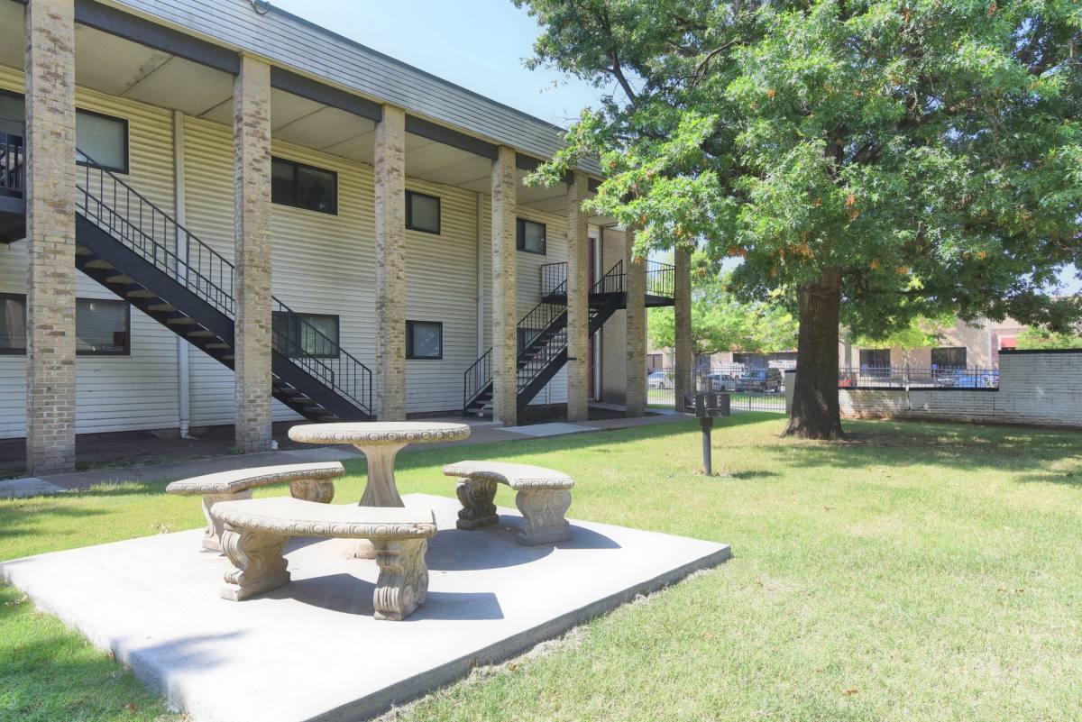 Apartment for rent at 3147 S 108th E Ave, Tulsa, OK 74146