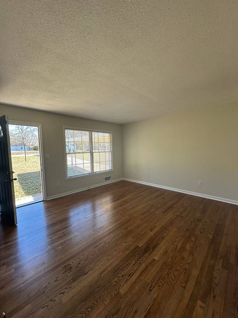 House for rent at 51 Lawanna Dr, Watkinsville, GA 30677
