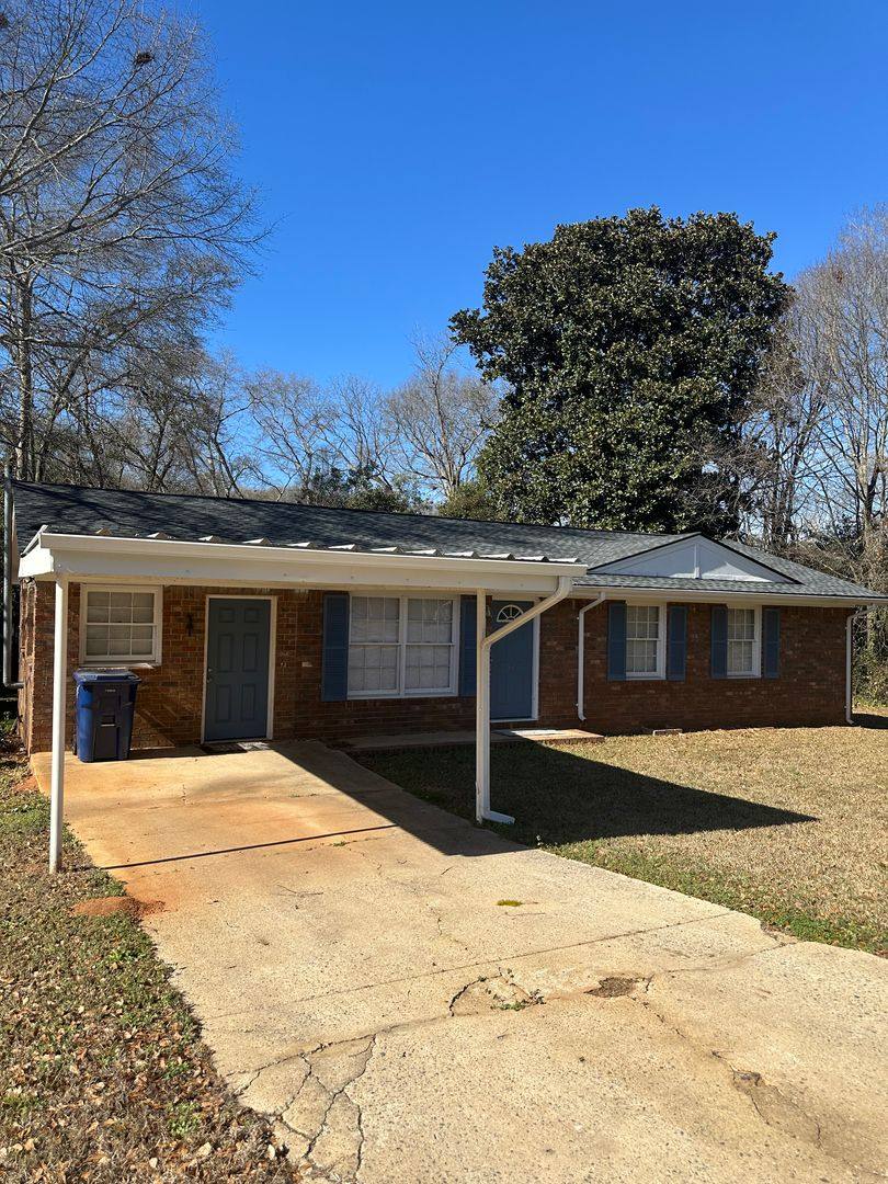 House for rent at 51 Lawanna Dr, Watkinsville, GA 30677