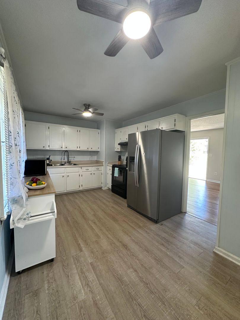 House for rent at 51 Lawanna Dr, Watkinsville, GA 30677