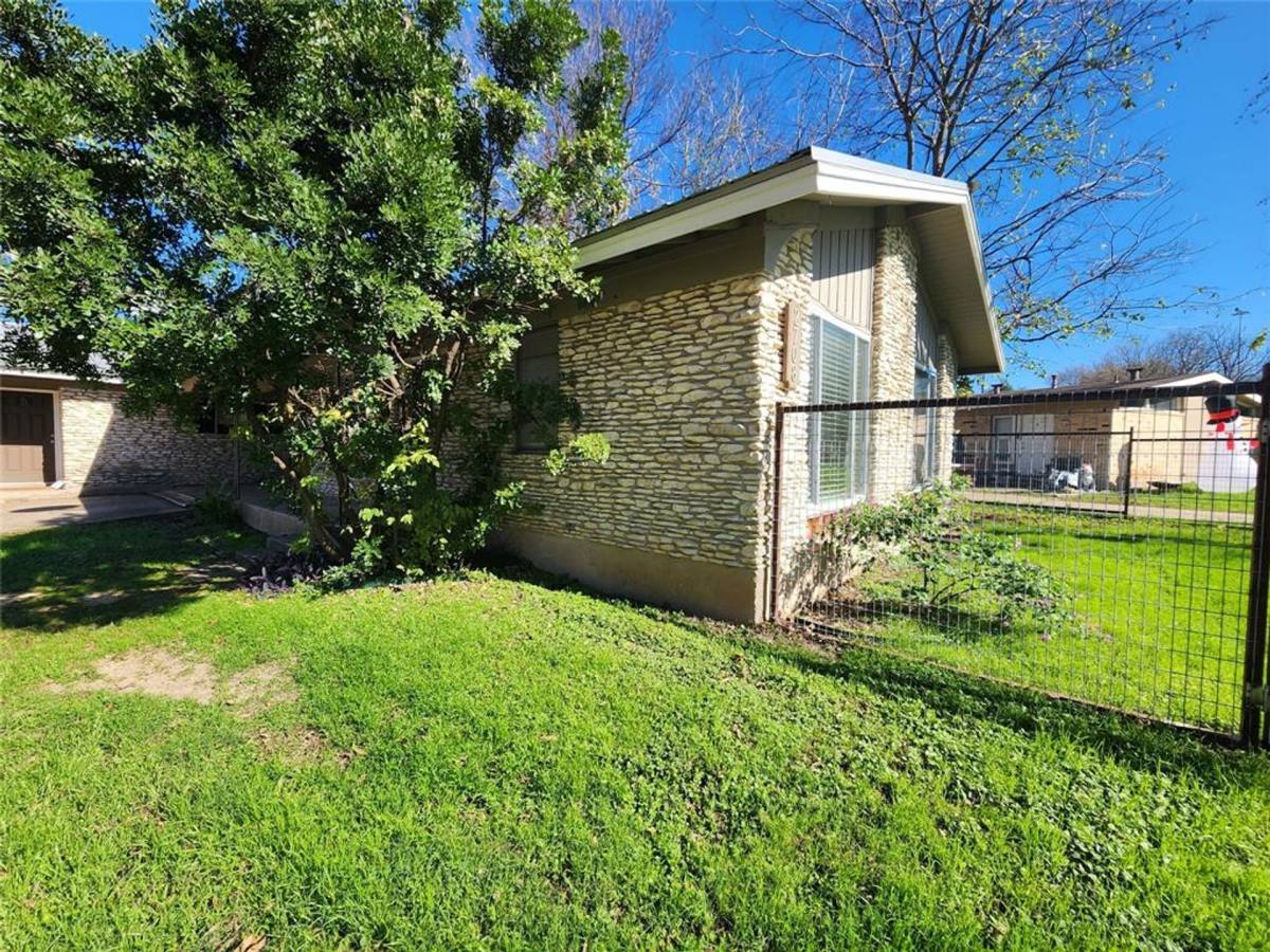 Townhouse for rent at 2708 St Edwards Circle #A, Austin, TX 78704