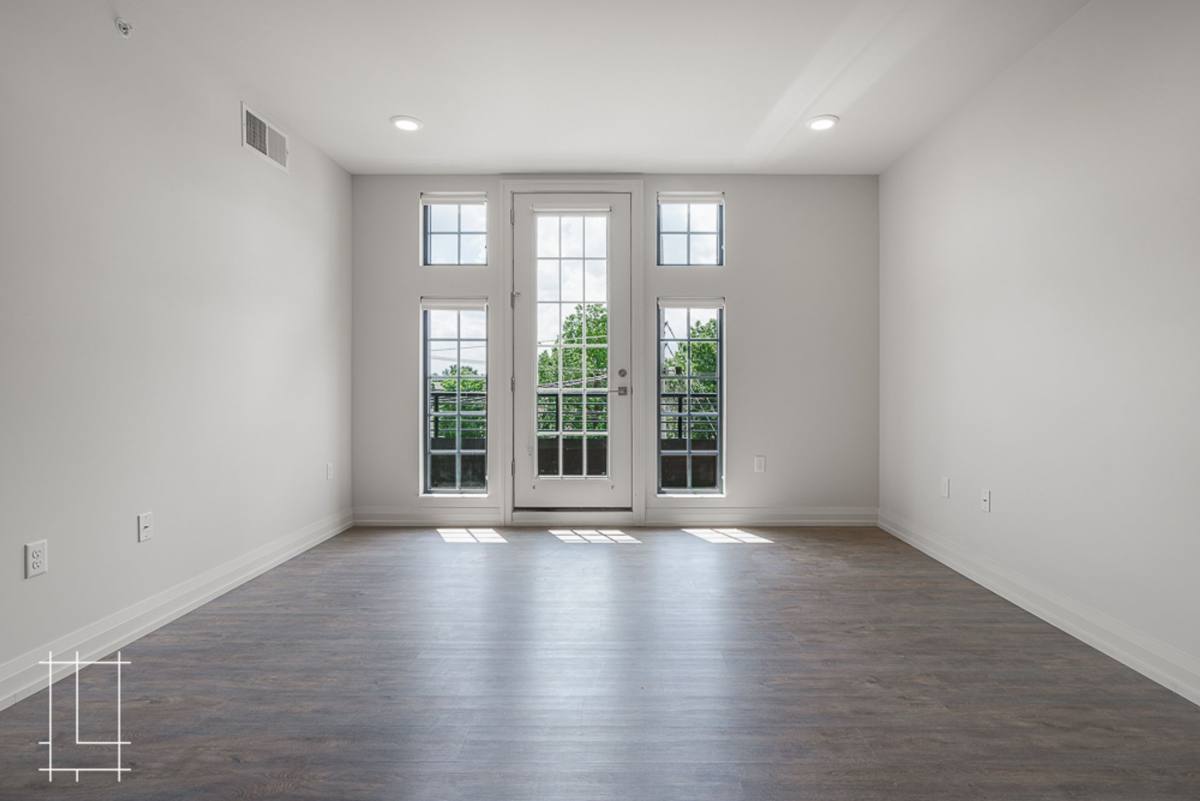 Apartment for rent at 1112 N 4th St, Columbus, OH 43201