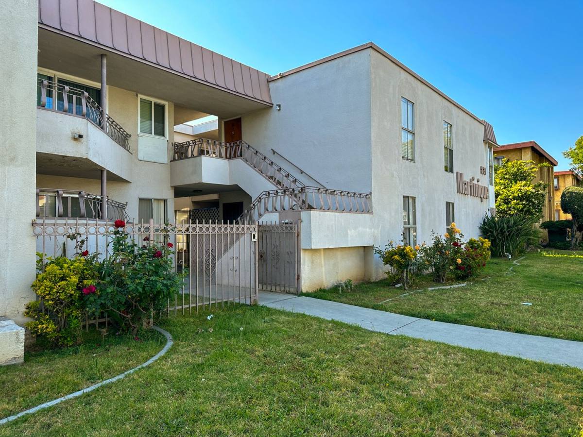 Apartment for rent at 821 S 4th St, Alhambra, CA 91801