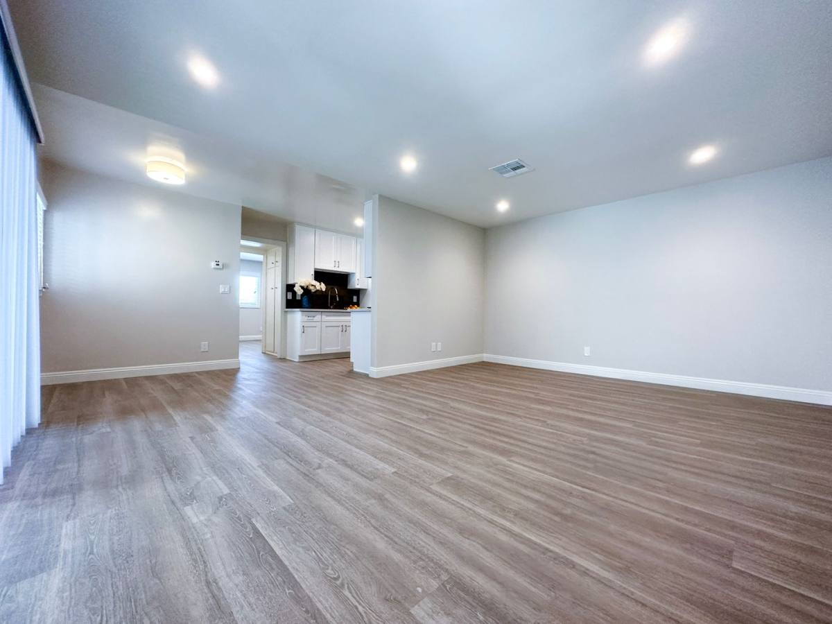 Apartment for rent at 821 S 4th St, Alhambra, CA 91801