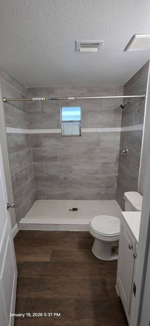 Apartment for rent at 603 27th Ave W, Bradenton, FL 34205