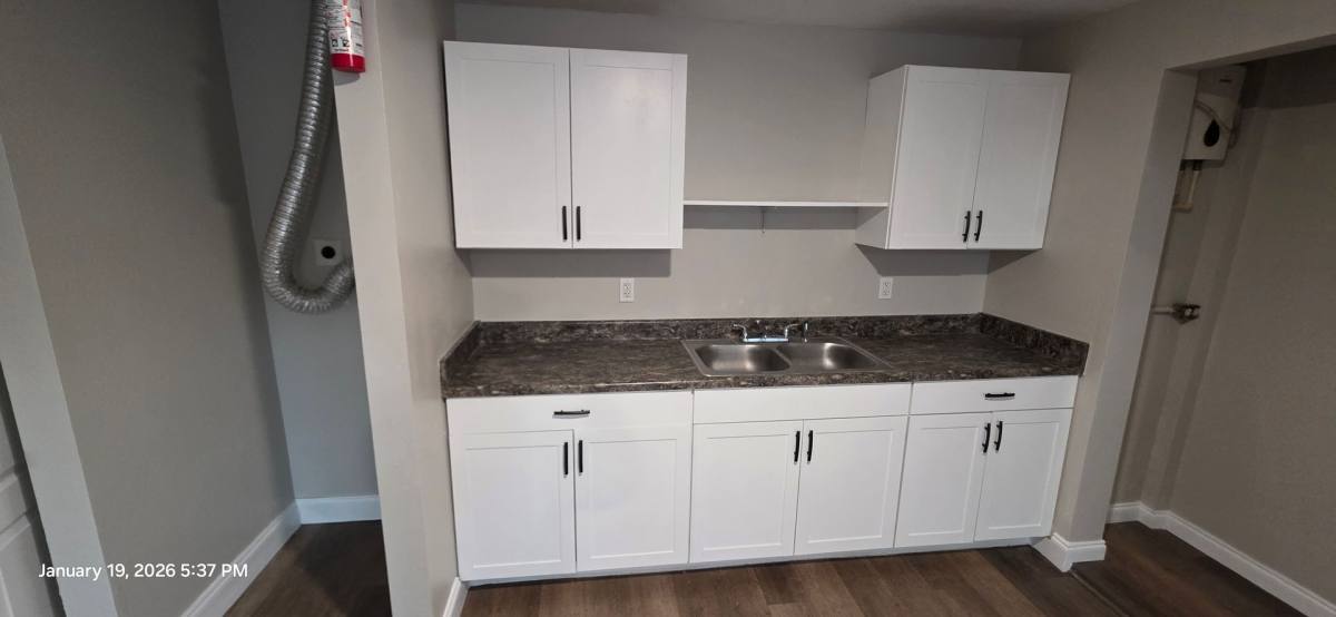 Apartment for rent at 603 27th Ave W, Bradenton, FL 34205