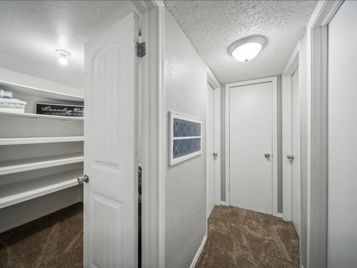 Apartment for rent at 10851 E 33rd St, Tulsa, OK 74146