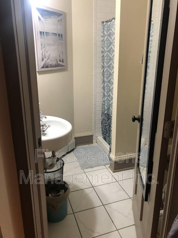 Apartment for rent at 76 N Union St #2, Burlington, VT 05401