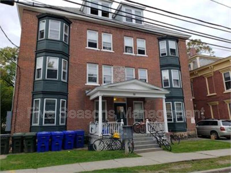 Apartment for rent at 76 N Union St #2, Burlington, VT 05401