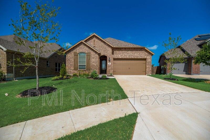 House for rent at 405 Yellowstone Dr, Celina, TX 75009