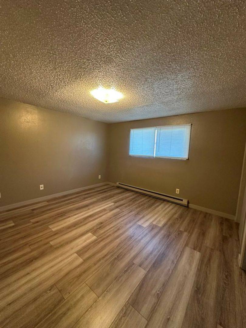Apartment for rent at 542 Riverside Dr, Klamath Falls, OR 97601