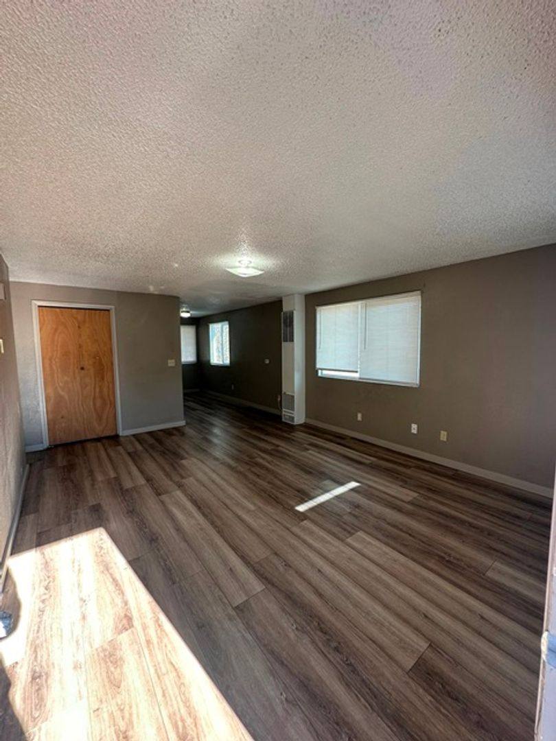 Apartment for rent at 542 Riverside Dr, Klamath Falls, OR 97601