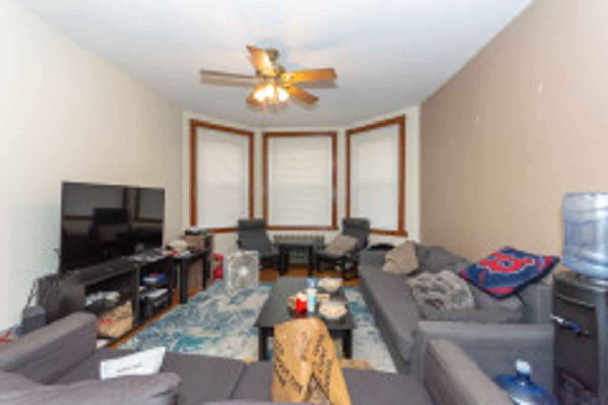 Apartment for rent at 31 Gibbs St, Brookline, MA 02446