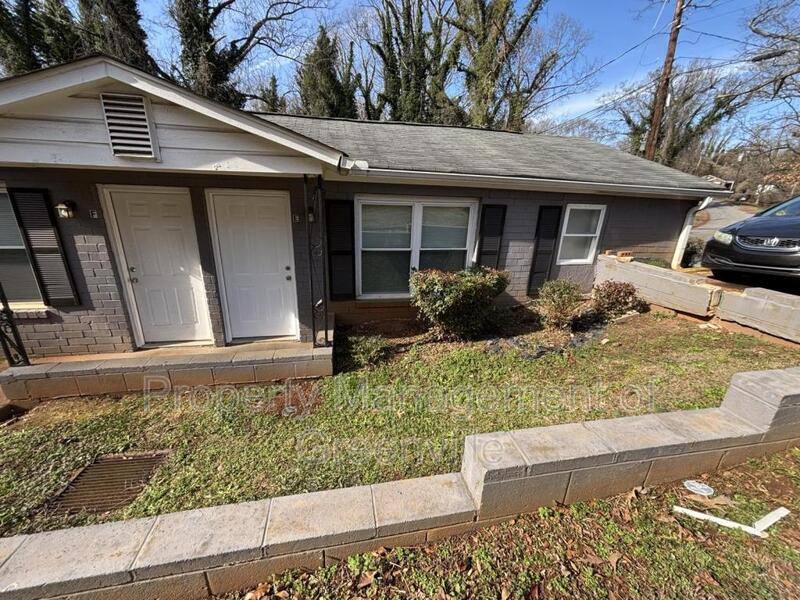 Apartment for rent at 326 Loop St E, Greenville, SC 29609