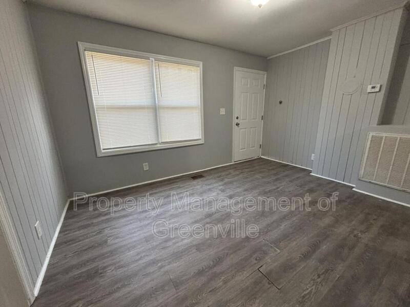 Apartment for rent at 326 Loop St E, Greenville, SC 29609