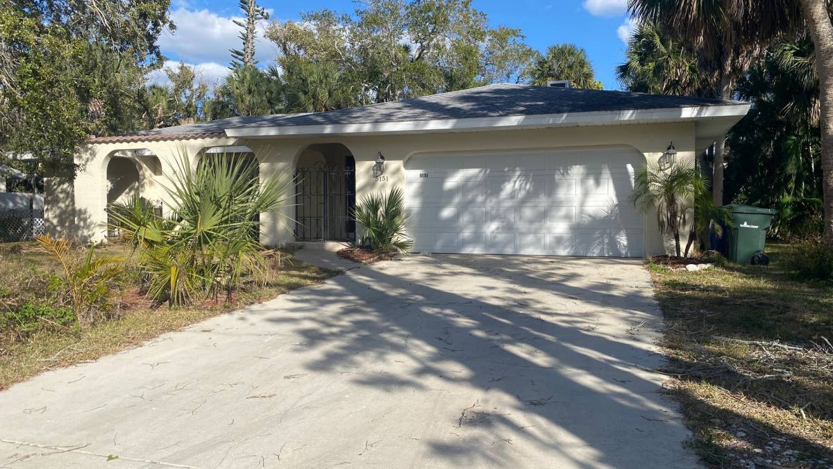 House for rent at 5151 Oakmont Place, Sarasota, FL 34242