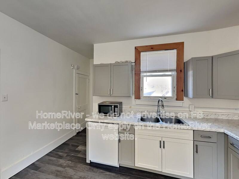 Apartment for rent at 522 Division St, Monessen, PA 15062