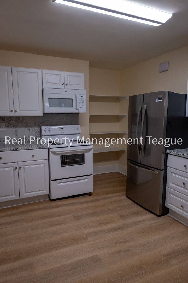 Apartment for rent at 64 Highland, New York, NY 10261