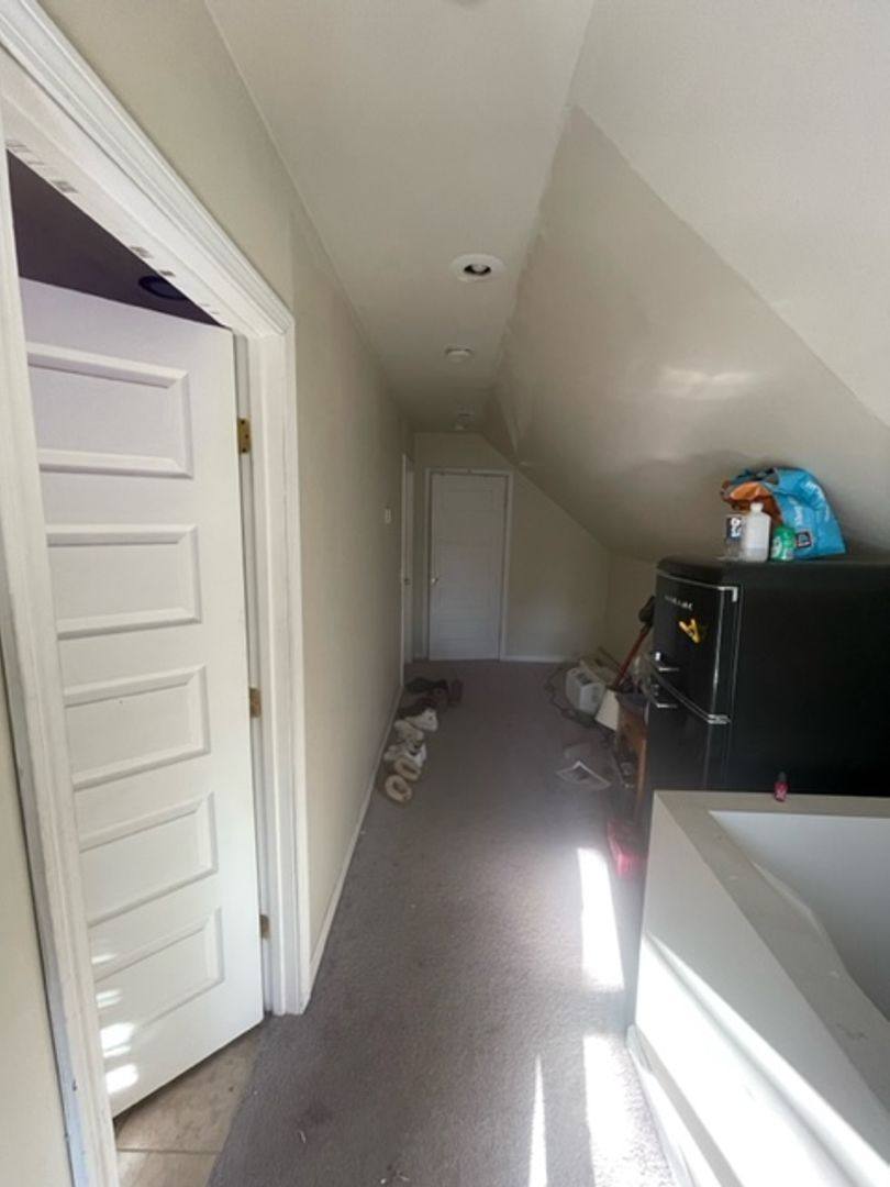 Apartment for rent at 624 Smith St, Providence, RI 02908