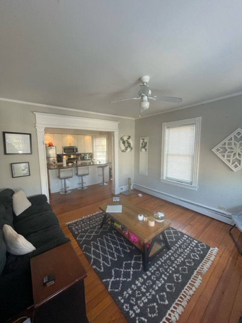 Apartment for rent at 624 Smith St, Providence, RI 02908