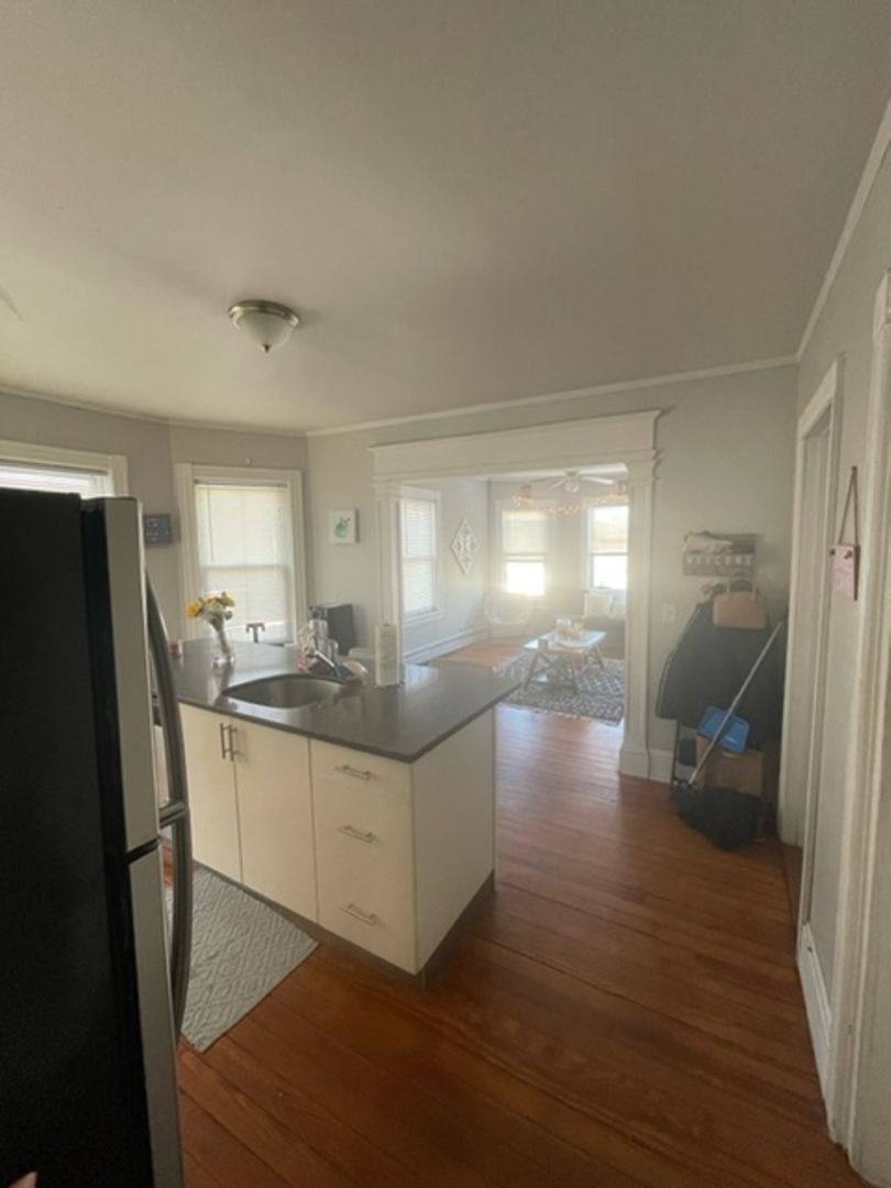 Apartment for rent at 624 Smith St, Providence, RI 02908