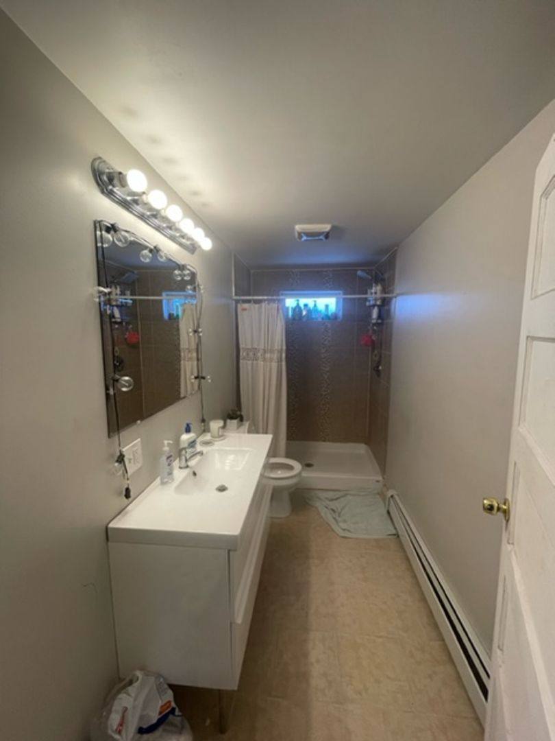 Apartment for rent at 624 Smith St, Providence, RI 02908