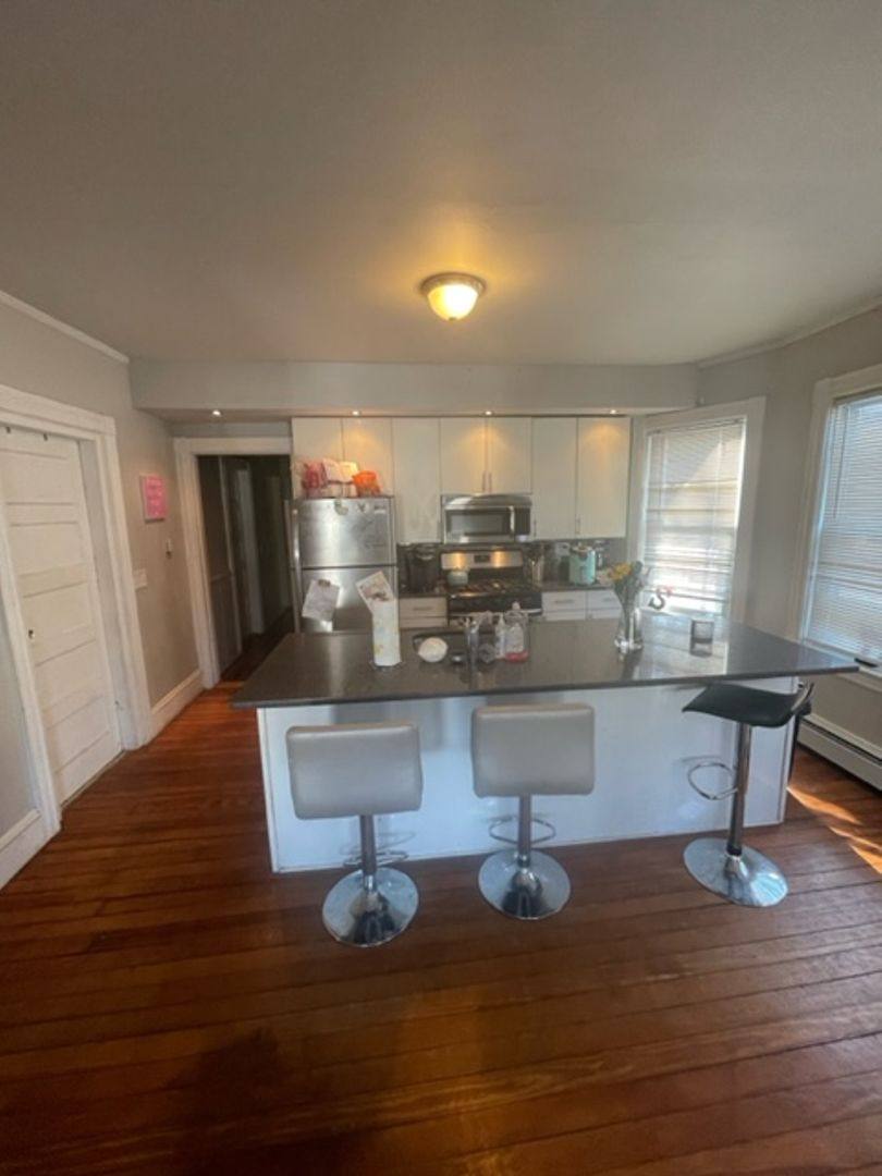 Apartment for rent at 624 Smith St, Providence, RI 02908