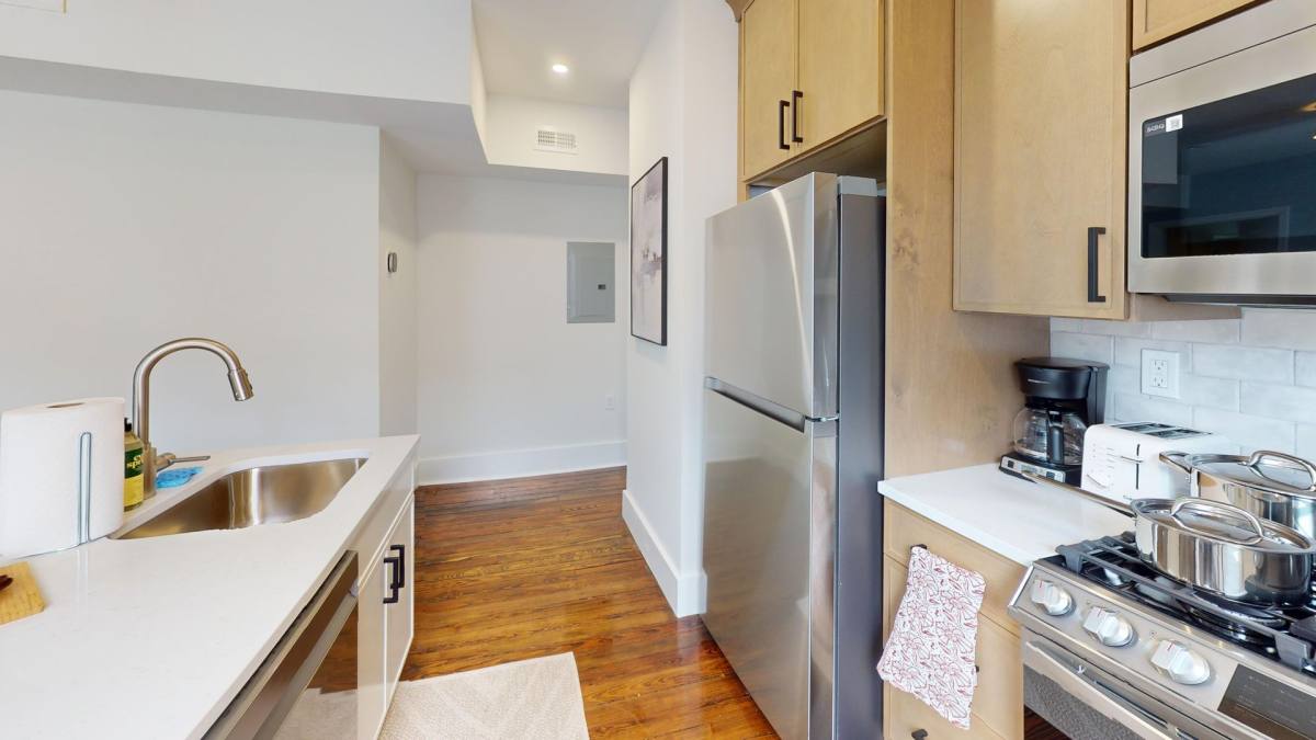 Apartment for rent at 69 Edwards St, New Haven, CT 06511