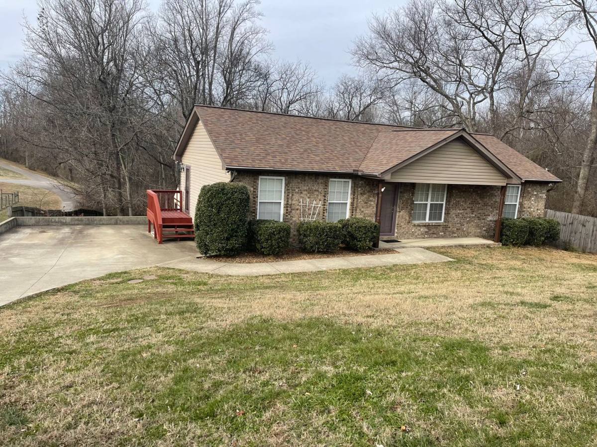 House for rent at 4939 Benders Ferry Rd, Mount Juliet, TN 37122