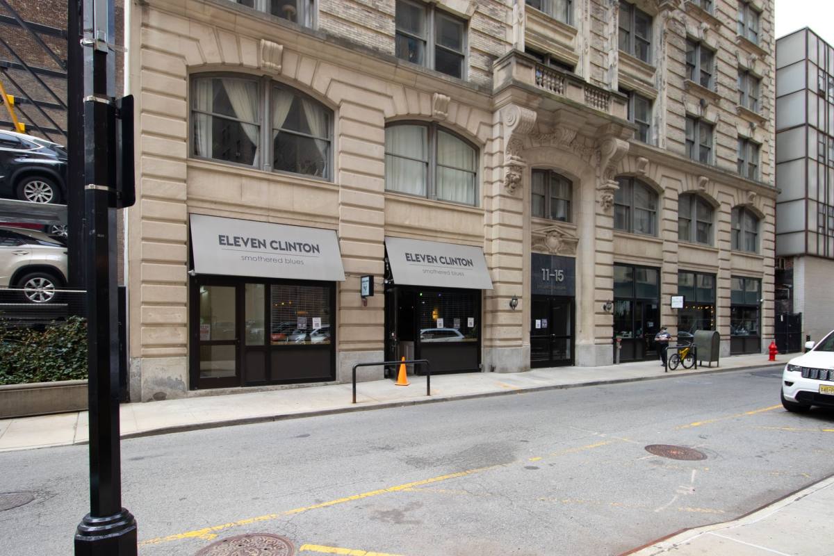 Apartment for rent at 11 Clinton St, Newark, NJ 07102