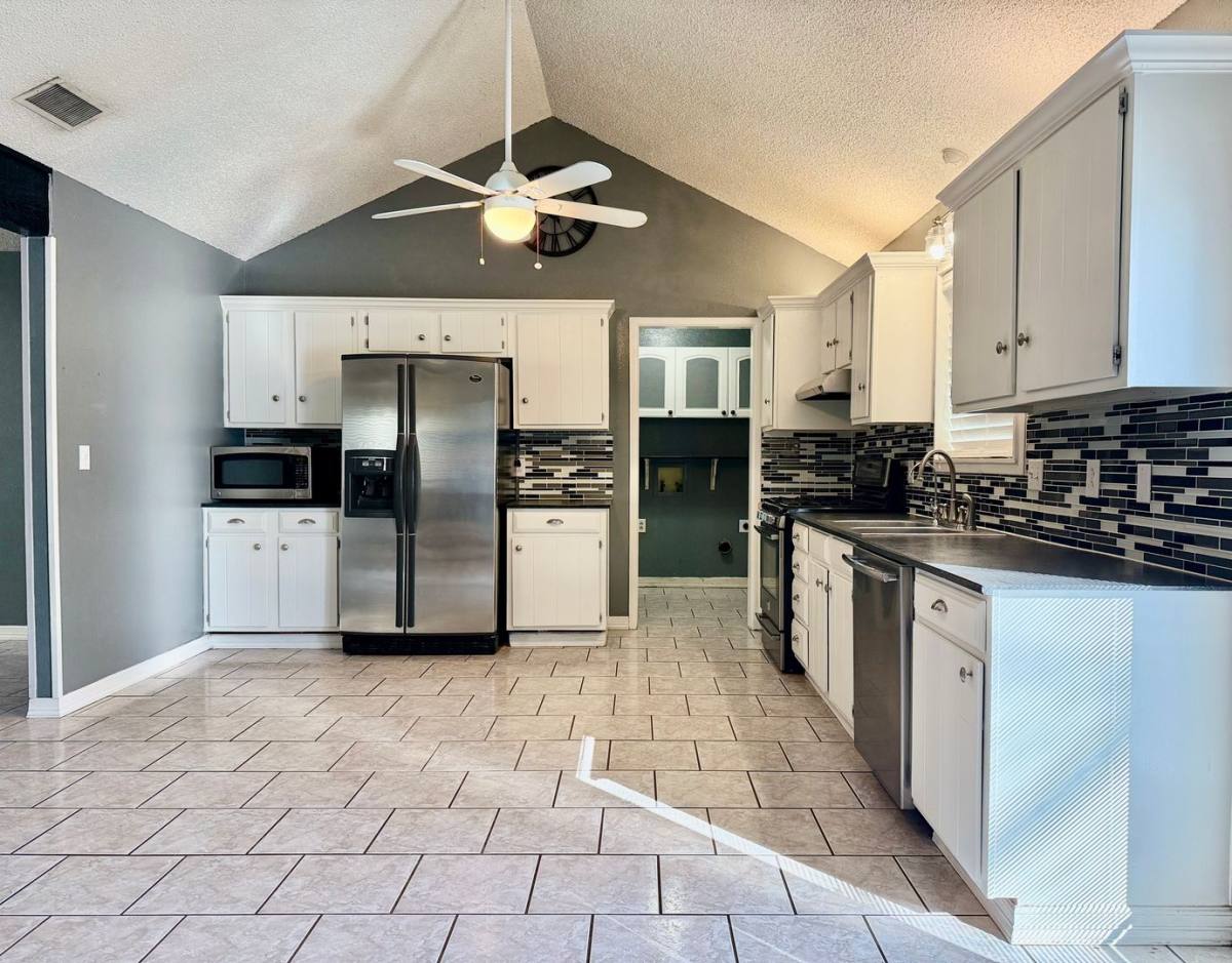 House for rent at 2515 Emerson Dr, Midland, TX 79705
