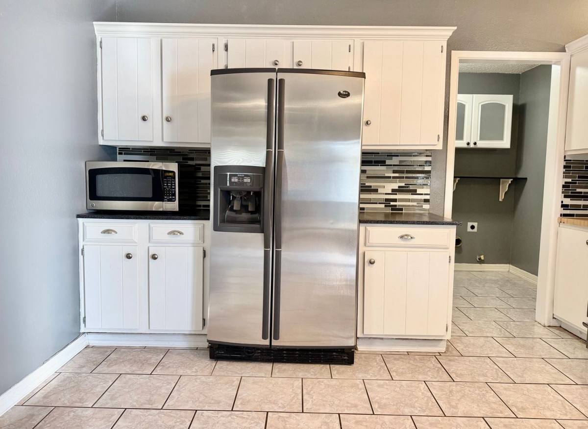 House for rent at 2515 Emerson Dr, Midland, TX 79705