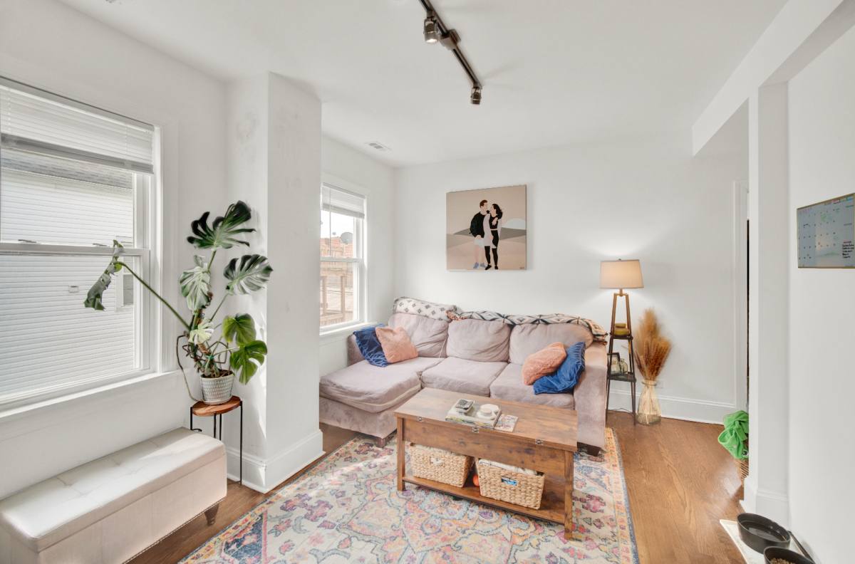 Apartment for rent at 2642 N Marshfield Ave, Chicago, IL 60614
