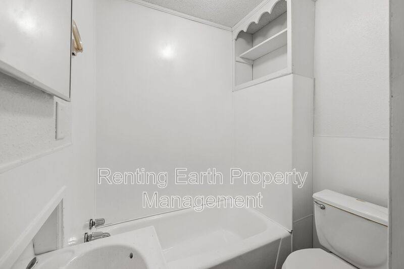 House for rent at 2113 Rambow Ave SW, Birmingham, AL 35211