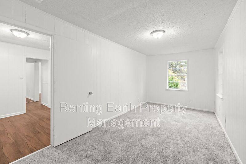 House for rent at 2113 Rambow Ave SW, Birmingham, AL 35211