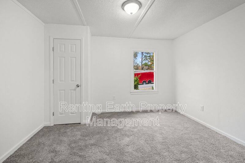 House for rent at 2113 Rambow Ave SW, Birmingham, AL 35211