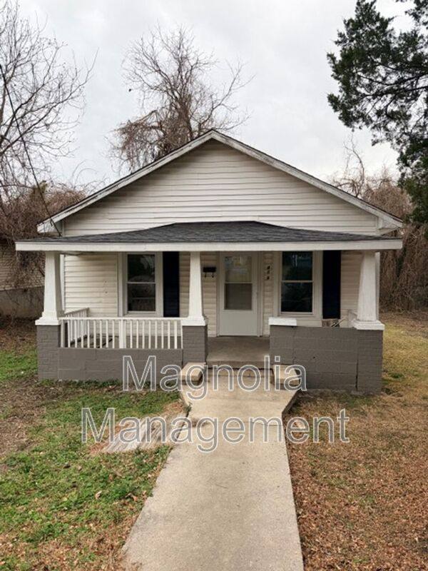House for rent at 419 College St, Henderson, NC 27536