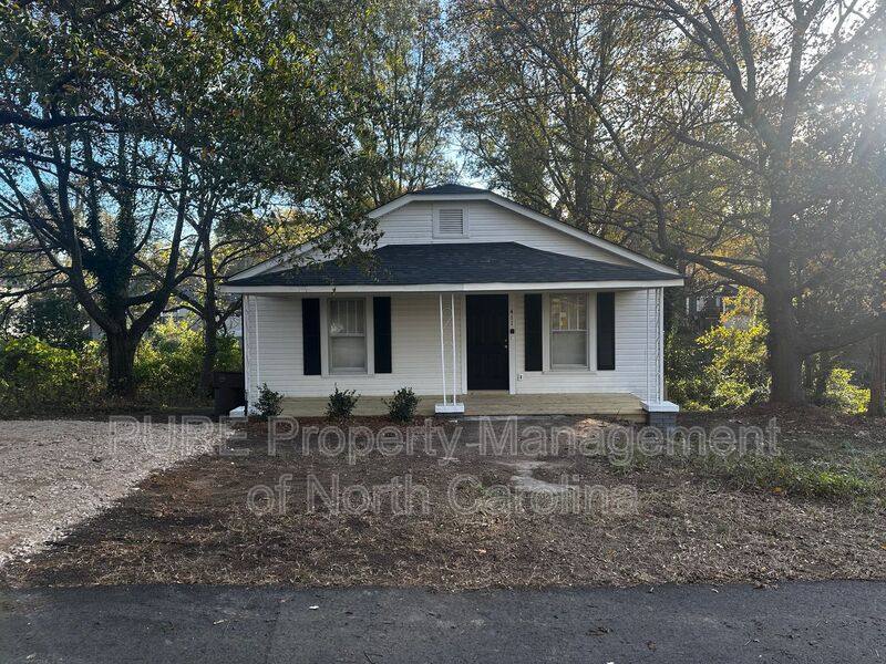 House for rent at 411 W 10th St, Kannapolis, NC 28081